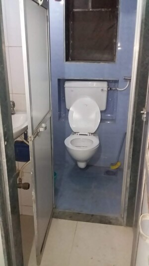 Master Bedroom in 1 BHK Apartment at Bhandup East – for Rent