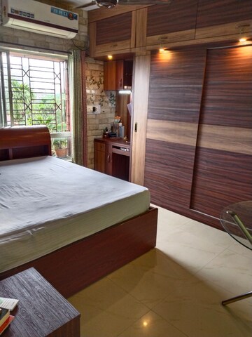 Bedroom in 3 BHK Apartment at Starlite Sunny Valley, Em Bypass – for Sale