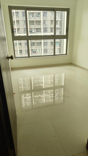 2 BHK Apartment For Rent in Kalpataru Paramount, Kapur Bawdi