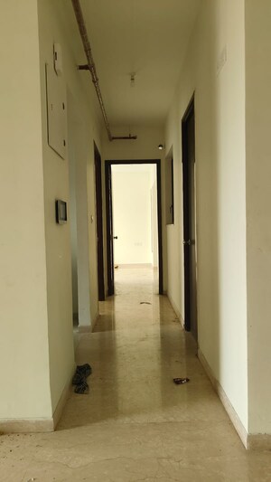 Building Lobby in 2 BHK Apartment at Kalpataru Paramount, Kapur Bawdi – for Rent
