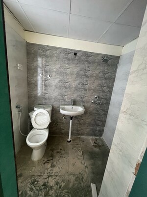 Bathroom in 2 BHK Apartment at Amrapali Dream Valley, Amrapali Dream Valley – for Rent