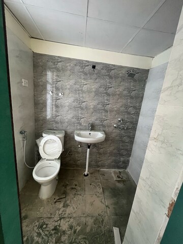 Bathroom in 2 BHK Apartment at Amrapali Dream Valley, Amrapali Dream Valley – for Rent