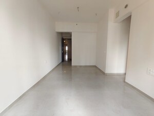 Room in 2 BHK Apartment at Piramal Vaikunth, Balkum Pada – for Rent