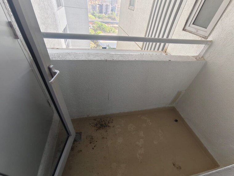 Balcony, piramal-vaikunth 2 Bedroom 708 Sq.Ft. Apartment In Balkum Pada Thane 9596060