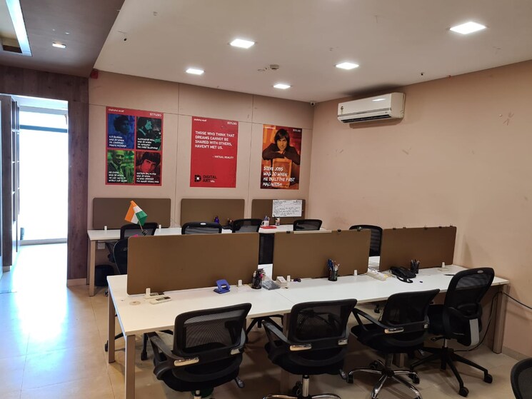 Team Area, satra-plaza Commercial Office Space 1650 Sq.Ft. In Vashi Sector 19d Navi Mumbai 9596091