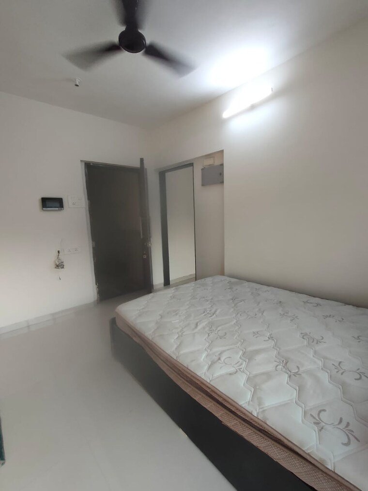 Room, mayfair-housing-hillcrest 1 RK 280 Sq.Ft. Apartment In Vikhroli West Mumbai 9596093