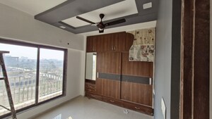 Room in 3 BHK Apartment at Narol – for Rent