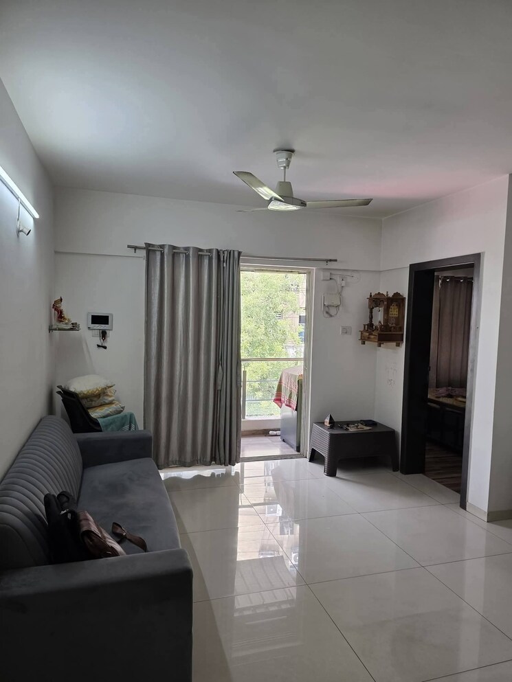 Living Room, goel-ganga-constella 1 Bedroom 575 Sq.Ft. Apartment In Kharadi Pune 9596099