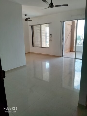 Room in 1 BHK Apartment at Nisarg Meadows, Wakad – for Rent