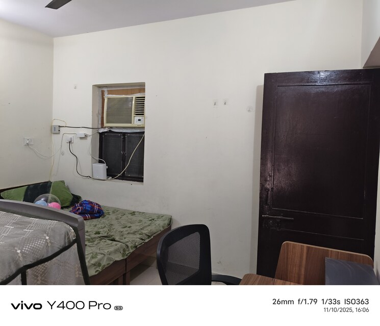 Bedroom, dwarka 1 RK 250 Sq.Ft. Apartment In Dwarka Delhi 9596138