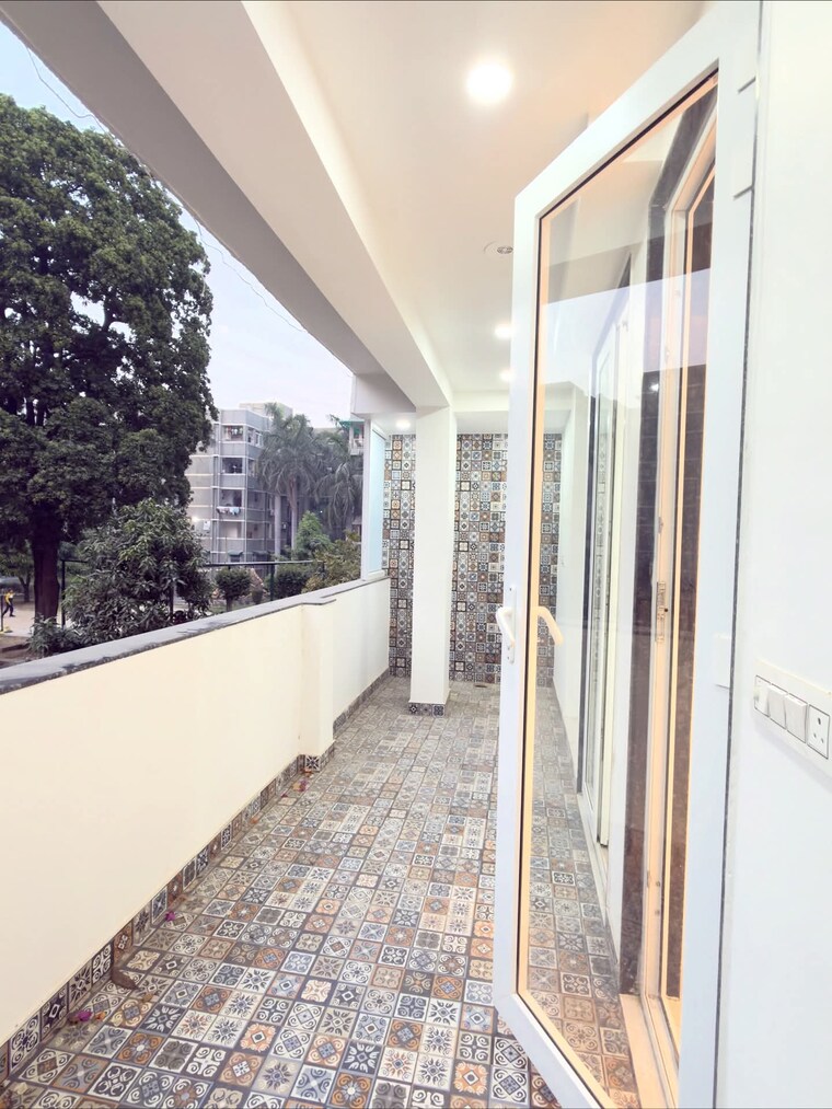 Balcony, sector 21 1 Bedroom 980 Sq.Ft. Builder Floor In Sector 21 Gurgaon 9596160