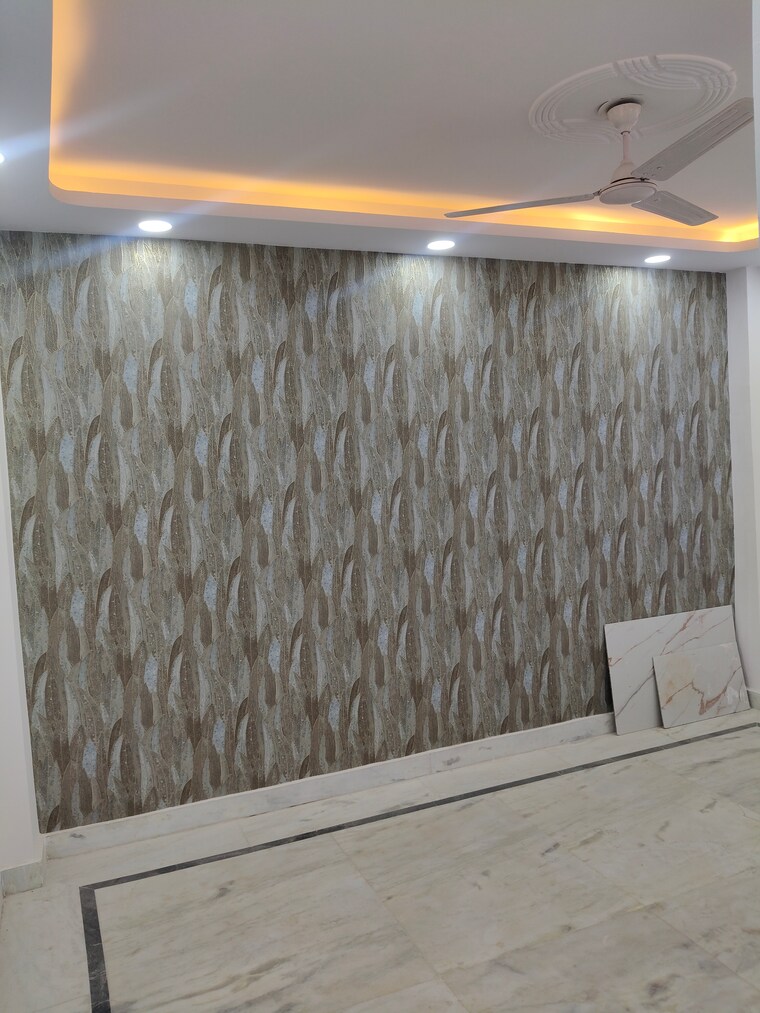 Balcony, govindpuri 3 Bedroom 910 Sq.Ft. Builder Floor In Govindpuri Delhi 9596220