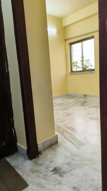 Room in 2 BHK Apartment at Dum Dum – for Sale