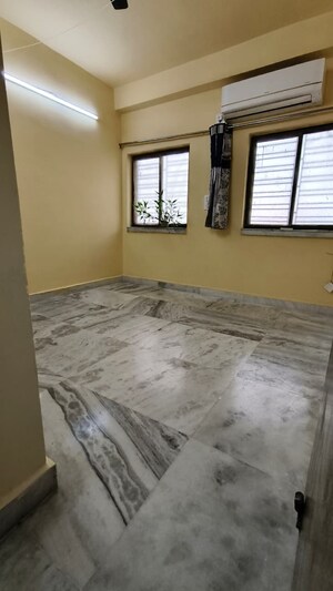 Room in 2 BHK Apartment at Dum Dum – for Sale