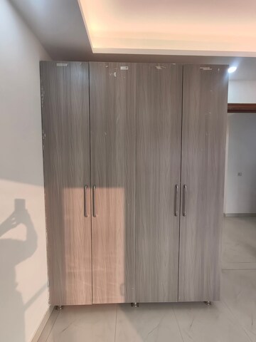 Furnished Amenities in 2 BHK Builder Floor at Sector 21 – for Rent