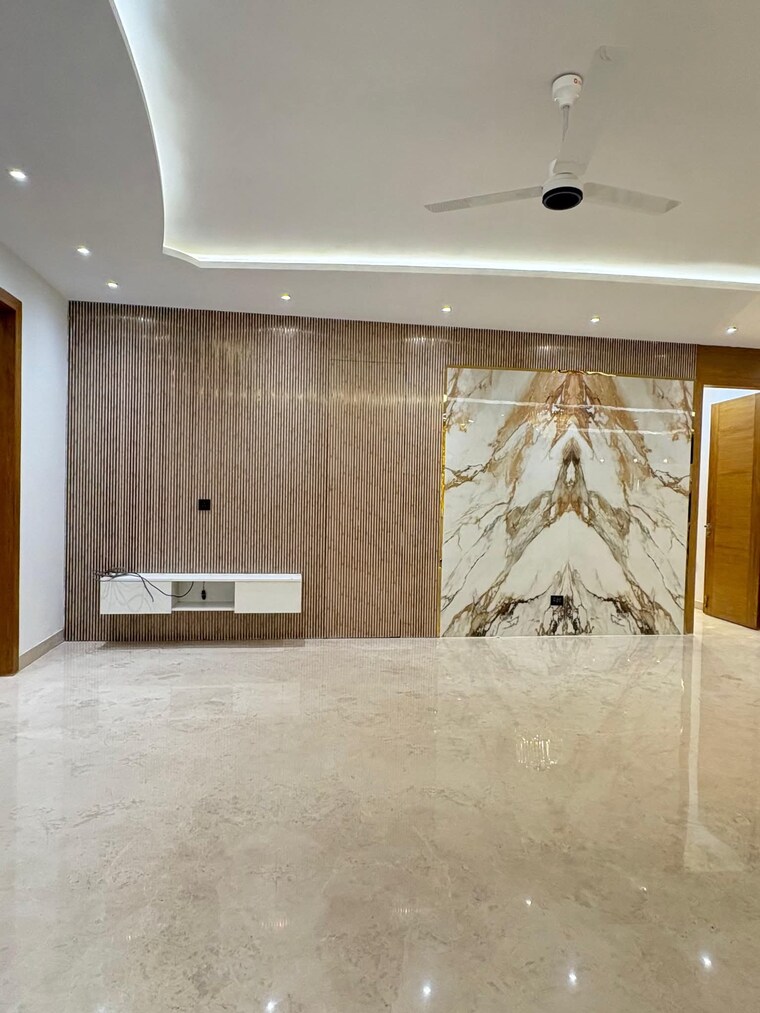 Room, sector 21 2 Bedroom 1456 Sq.Ft. Builder Floor In Sector 21 Gurgaon 9596244