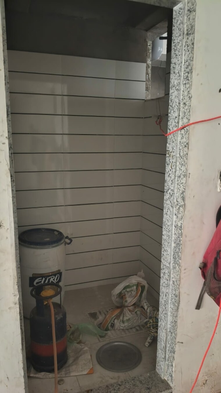 Floor Plan, isanpur Commercial Warehouse 1000 Sq.Yd. In Isanpur Ahmedabad 9596255