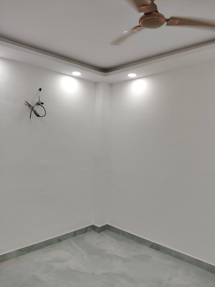 Room, govindpuri 1 Bedroom 368 Sq.Ft. Builder Floor In Govindpuri Delhi 9596265