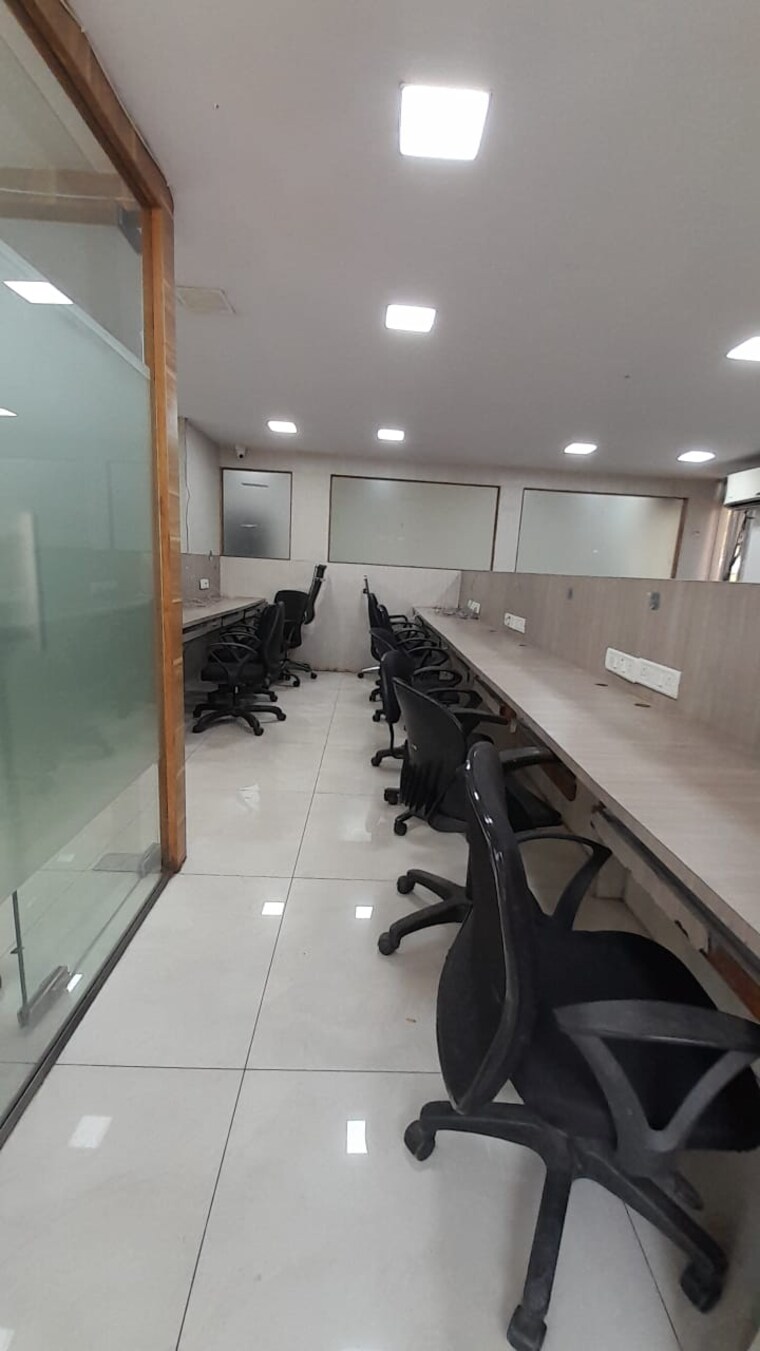 Team Area, millennium-business-park Commercial Office Space 1400 Sq.Ft. In T.T.C. Industrial Area Navi Mumbai 9596269