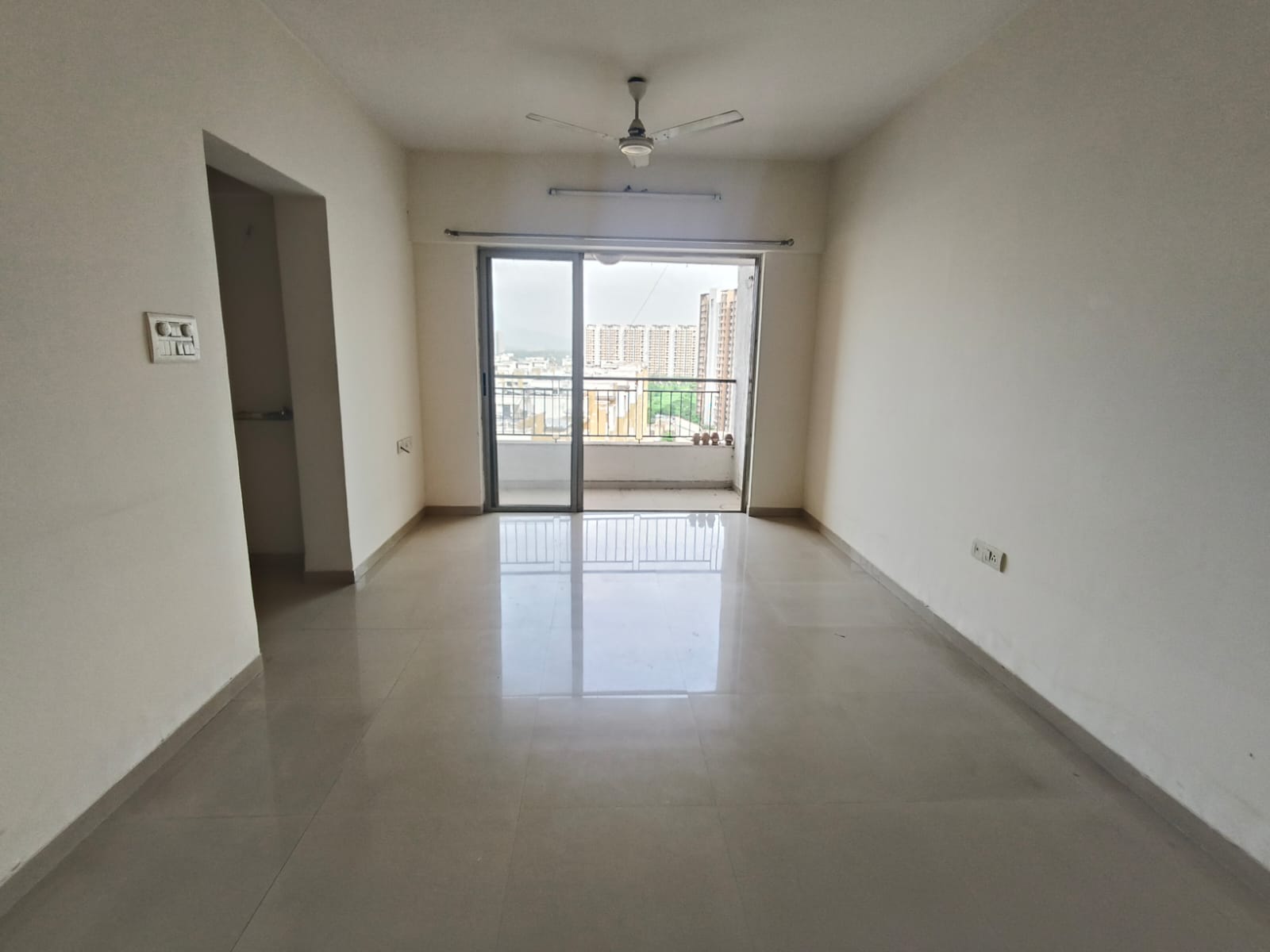 2 BHK Apartment For Rent in Lodha Casa Bella