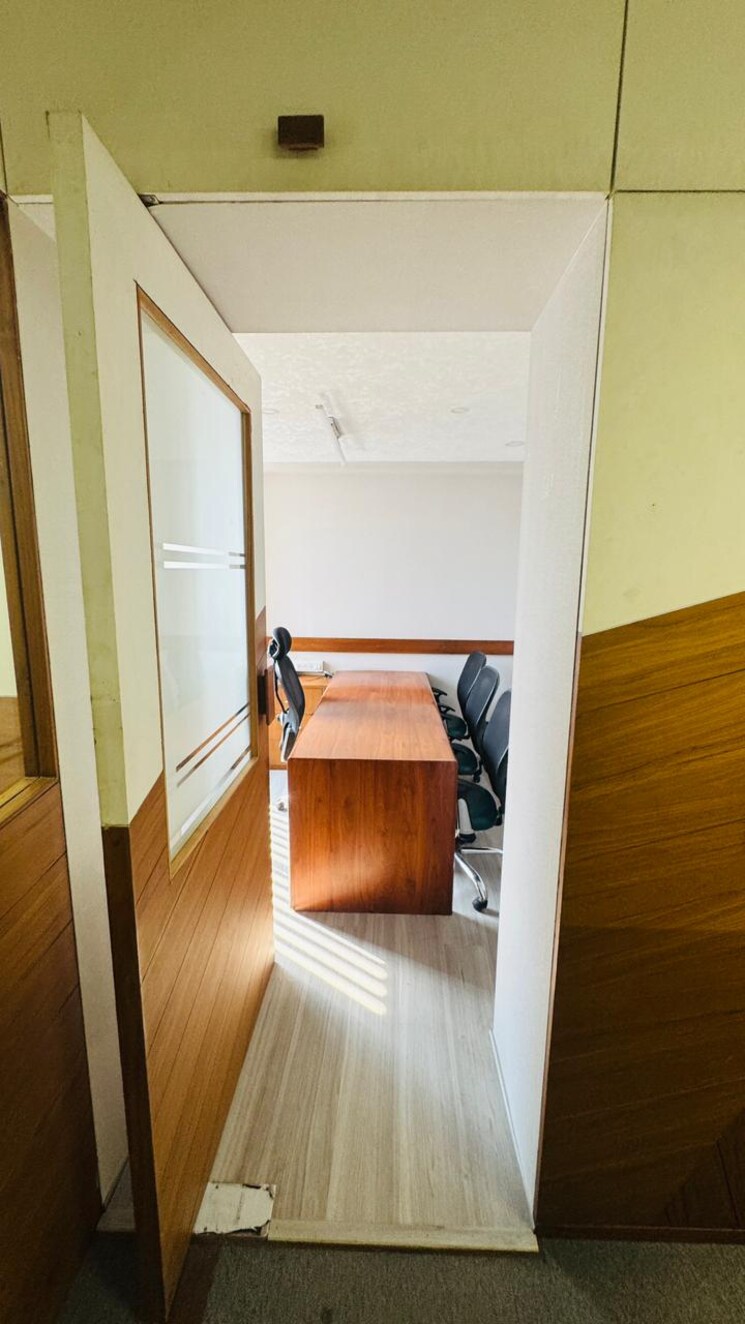 undefined, makarba Commercial Office Space 1384 Sq.Ft. In Makarba Ahmedabad 9596339