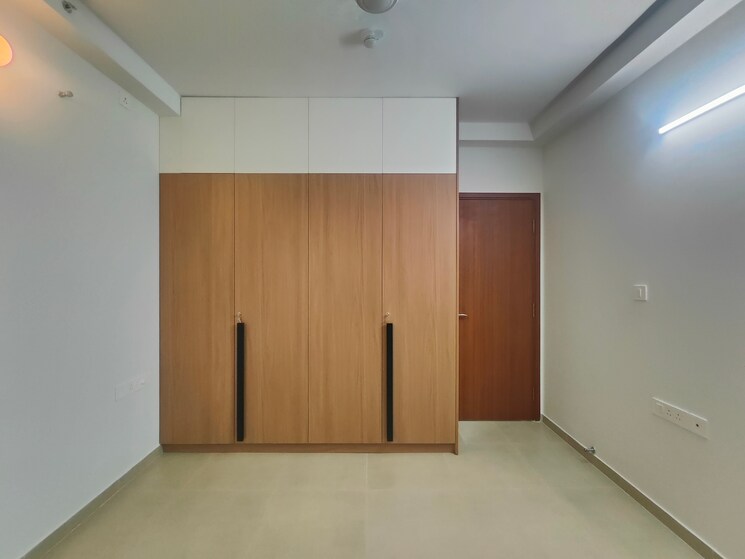 Room, bhartiya-nikoo-homes-phase-2 2 Bedroom 1079 Sq.Ft. Apartment In Thanisandra Main Road Bangalore 9596360