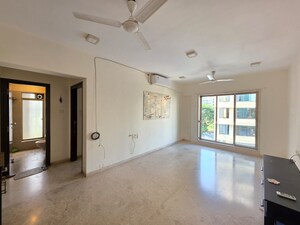 2 BHK Apartment For Rent in Vakola Crystal CHS, Santacruz East