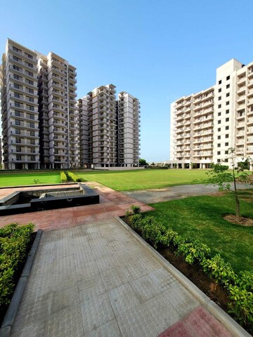 3.5 BHK Apartment – Exterior View View at Pareena Express Heights, Sector 99 - for Sale