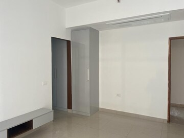 Room in 2 BHK Apartment at Shree Vardhman Victoria, Sector 70 – for Sale