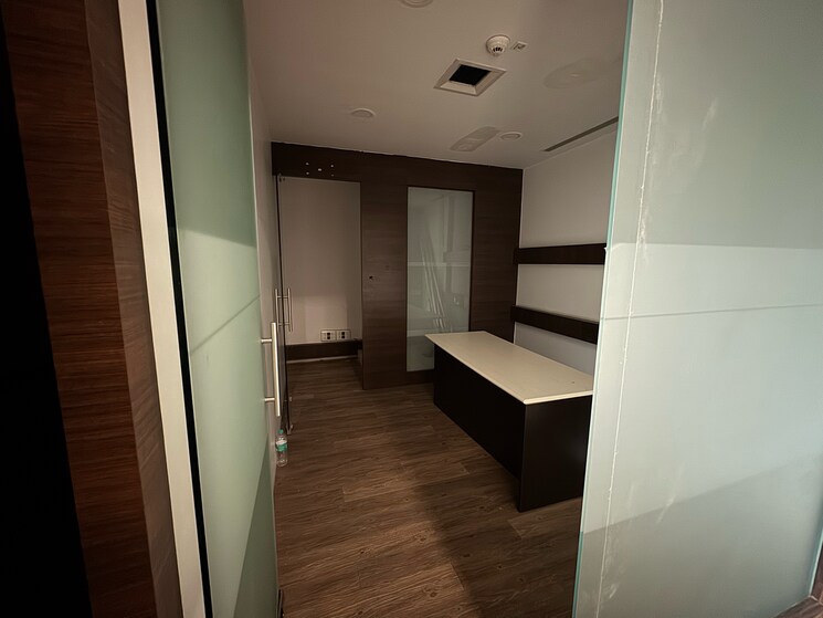 Room, magarpatta-city-pentagon Commercial Office Space 5000 Sq.Ft. In Magarpatta City Pune 9596446