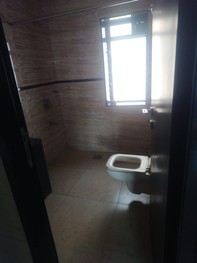 Bathroom, seagull-apartment 2 Bedroom 850 Sq.Ft. Apartment In Tardeo Mumbai 9596477