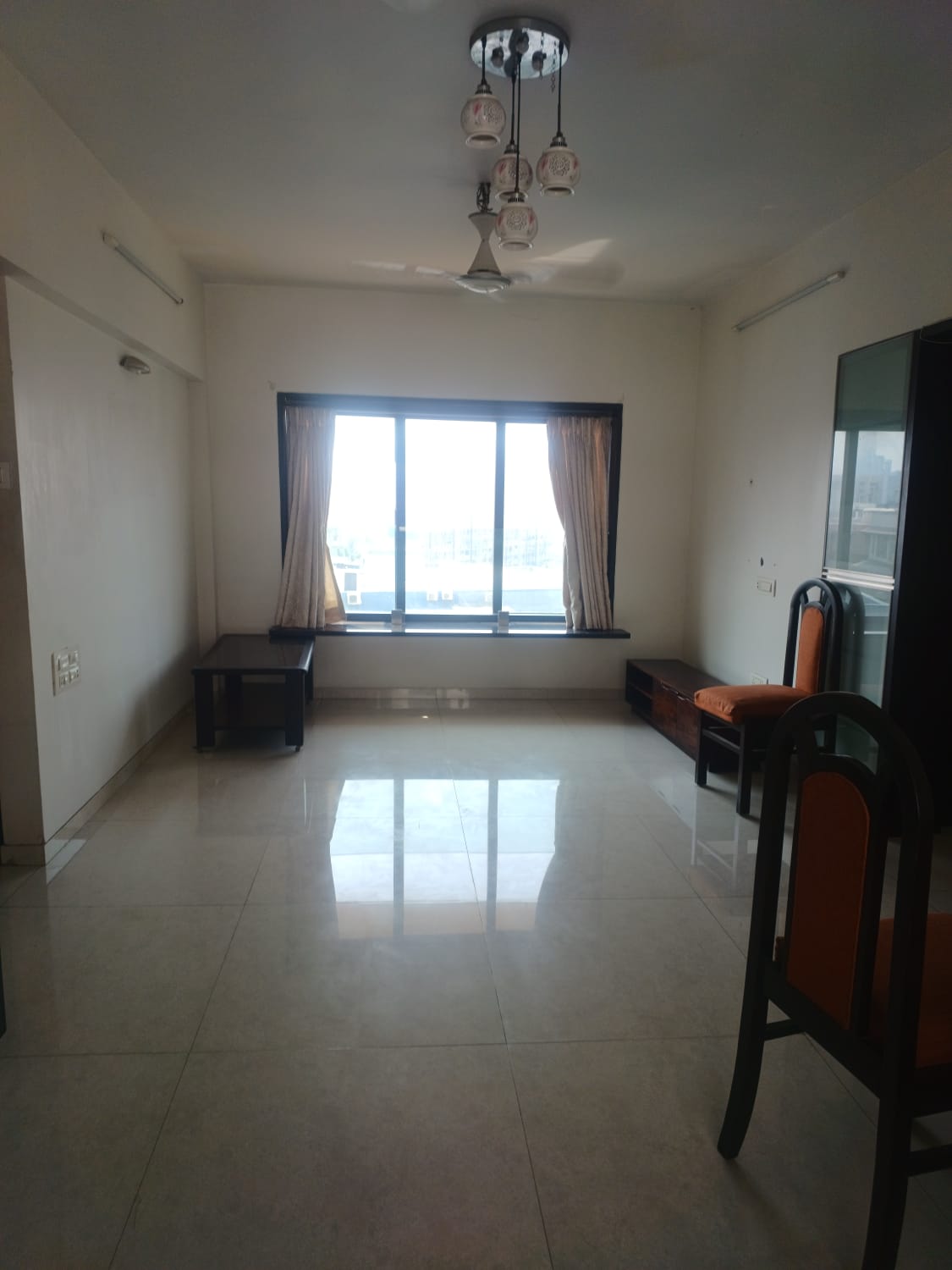 2 BHK + Extra Room Apartment For Rent in Seagull Apartment