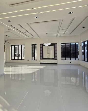  Showroom For Rent in Pitampura