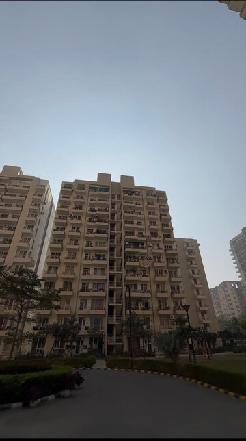 3 BHK Apartment For Sale in Indiabulls Centrum Park, Sector 103