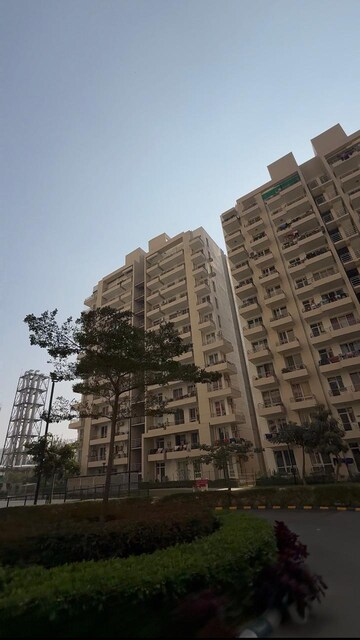 3 BHK Apartment – Exterior View View at Indiabulls Centrum Park, Sector 103 - for Sale