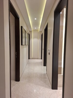 Building Lobby in 4 BHK Builder Floor at DLF Atria, Dlf Phase ii – for Sale