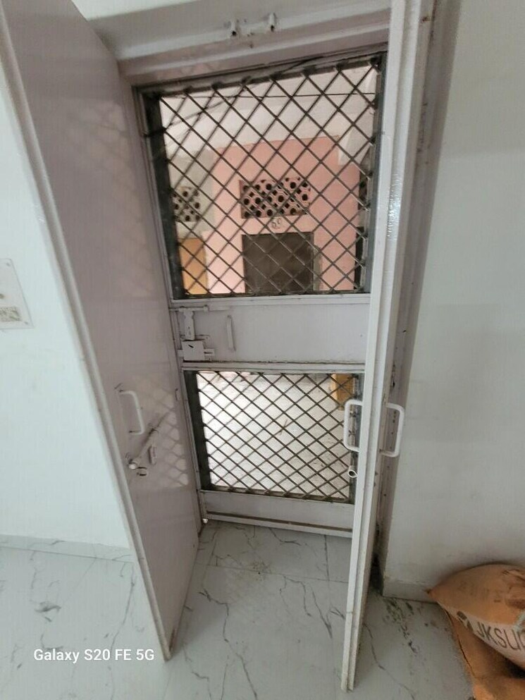 Balcony, sector 5 dwarka 2 Bedroom 1390 Sq.Ft. Apartment In Sector 5 Dwarka Delhi 9596538