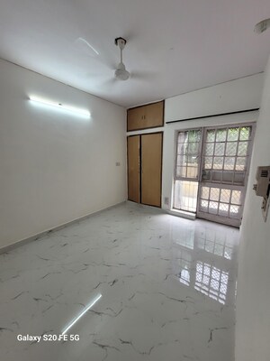 2 BHK Apartment For Rent in Sector 5 Dwarka