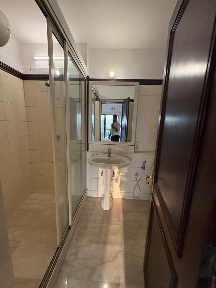 undefined, sterling-seaface 3 Bedroom 2150 Sq.Ft. Apartment In Worli Mumbai 9596590