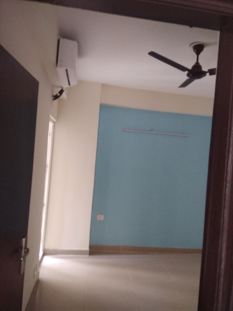 Room, saviour-green-arch 2 Bedroom 860 Sq.Ft. Apartment In Tech Zone 4 Greater Noida Greater Noida 9596614