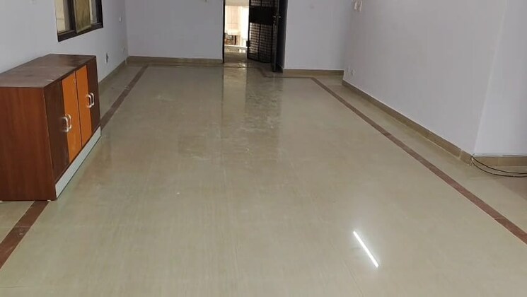 Room, sector 12 dwarka 2 Bedroom 1300 Sq.Ft. Apartment In Sector 12 Dwarka Delhi 9596600