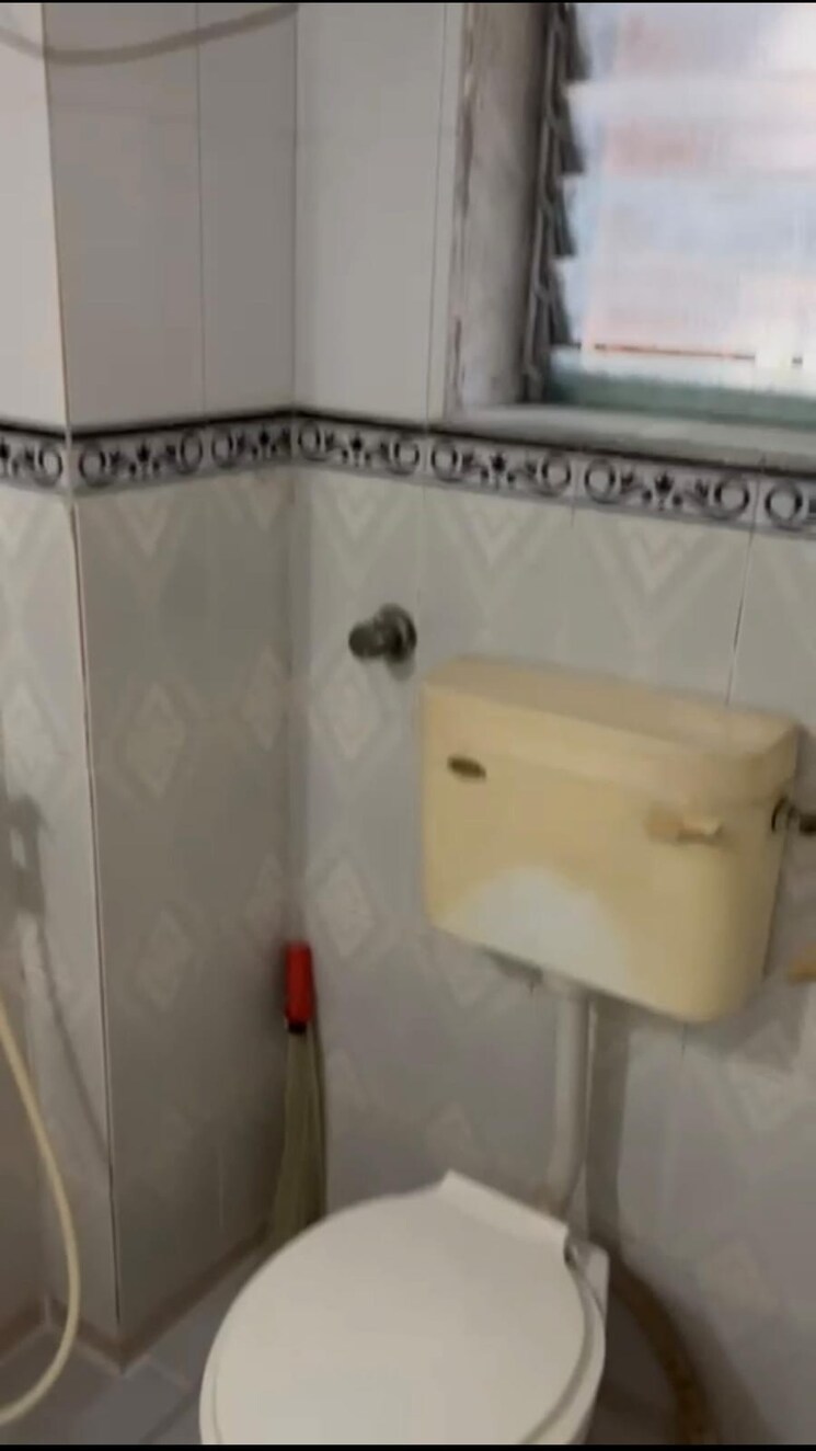 Bathroom, chitravani-chs 2 Bedroom 758 Sq.Ft. Apartment In Malad East Mumbai 9596557