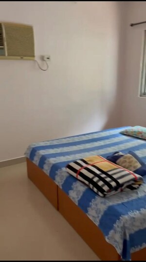 Bedroom in 2 BHK Apartment at Chitravani Chs, Malad East – for Rent