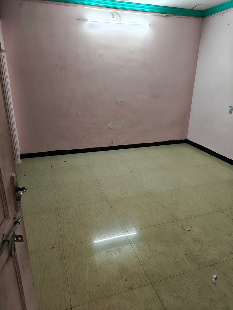 Room, sai-nagar-chs 2.5 Bedroom 1200 Sq.Ft. Apartment In Kalamboli Navi Mumbai 9596634