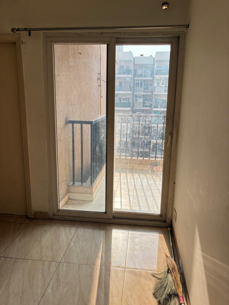 Room, supertech-czar-villa 2 Bedroom 1200 Sq.Ft. Apartment In Omicron I Greater Noida Greater Noida 9596602