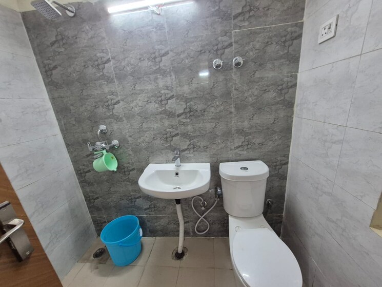 Bathroom, gaur-saundaryam 3 Bedroom 1595 Sq.Ft. Apartment In Tech Zone 4 Greater Noida Greater Noida 9596648