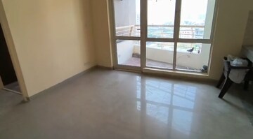 Room in 3 BHK Apartment at Raheja Vedaanta, Sector 108 – for Rent