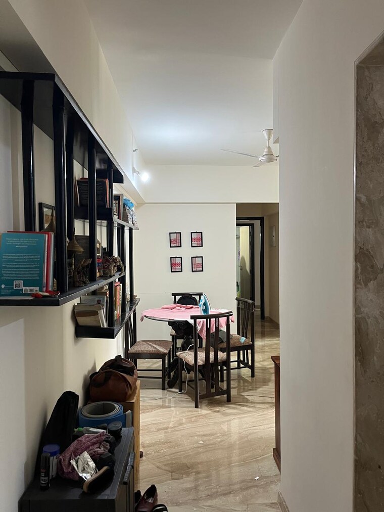  Parking, l-t-emerald-isle 2 Bedroom 651 Sq.Ft. Apartment In Powai Mumbai 9596695