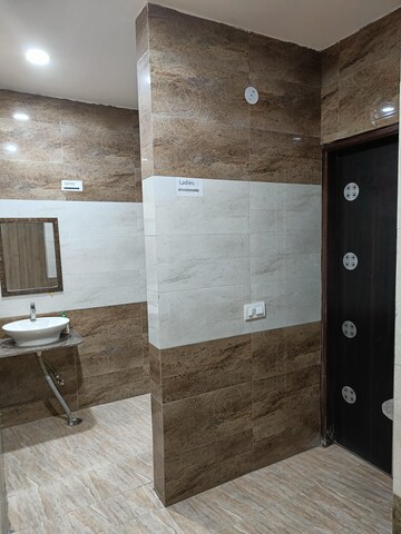 Furnished Amenities in  Office Space at Magarpatta City – for Rent