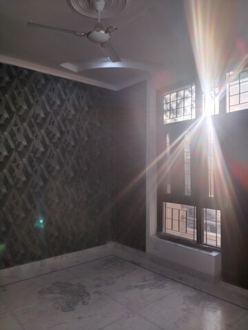  3 BHK Builder Floor at Sector 37 – for Sale